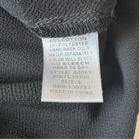 2/$30 Umgee Black and Pink Blouse with Boxy Style and 3/4 Sleeves - Picture 12 of 15